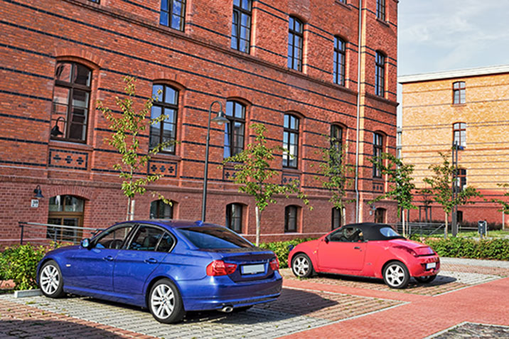 Parkplatzvermietung an Wohnungsmieter ist umsatzsteuerfrei