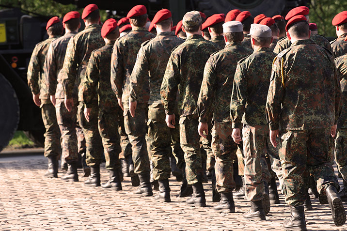 Kindergeld beim Freiwilligen Wehrdienst – Bleibt der Anspruch bestehen?